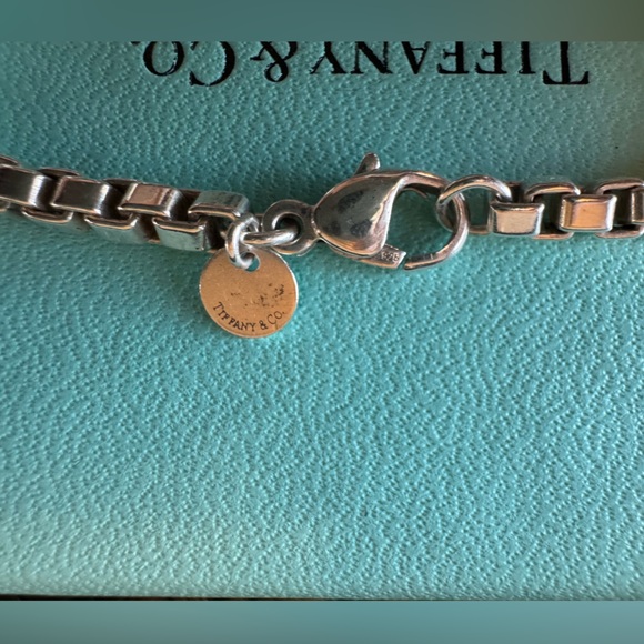 Tiffany & Co. Venetian Link Necklace 15 inch with 2 extra inches - Picture 3 of 5